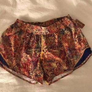 Lululemon 2019 sea wheeze hotty hot shorts